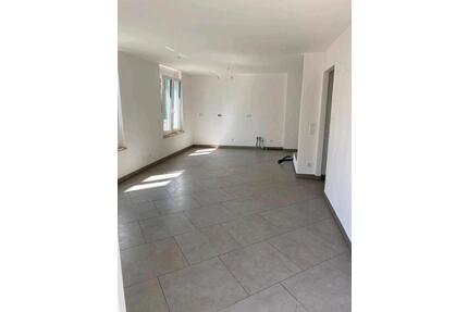 Gröbenzell Gewerbeimmobilie - 1.300,00&nbsp;EUR Kaltmiete, ca.&nbsp; 100,00&nbsp;m&sup2; in Dachau (PLZ: 85221)