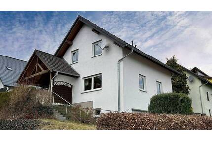 Gesucht und endlich gefunden! - 205.000,00&nbsp;EUR Kaufpreis, ca.&nbsp; 103,00&nbsp;m&sup2;&nbsp;Wohnfl&auml;che in Rodewisch (PLZ: 08228)