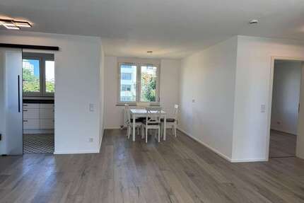 Wohnung zum Kaufen in Weinheim 374.000,00 € 90.49 m²