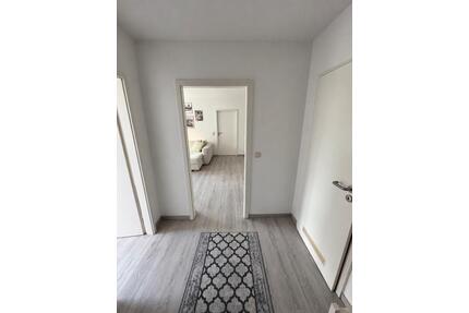 2 ZKB Rotenbühl mit Balkon - 950,00&nbsp;EUR Kaltmiete, ca.&nbsp; 65,00&nbsp;m&sup2; in Saarbrücken (PLZ: 66123) Kieselhumes