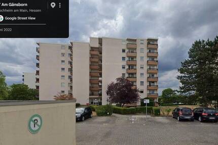 Toplage Hochheim: 2,5-Zi.-Wohnung mit Aufzug, neuer Küche & Stellplatz