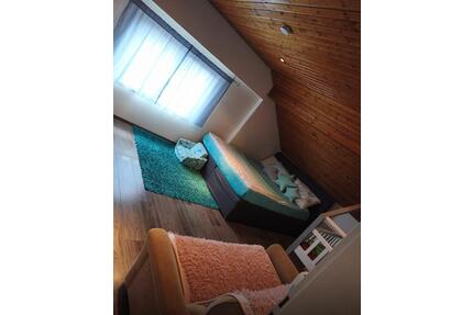 Wunderschöne 2-Zimmer Dachgeschosswohnung in Bockhorn - Erding