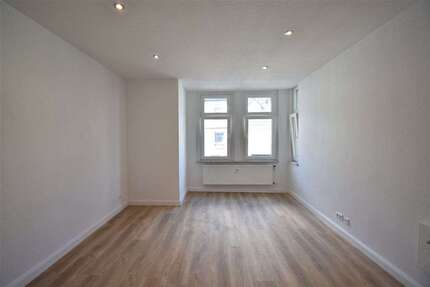 Wohnung zum Mieten in Essen 330,00 € 25.86 m²