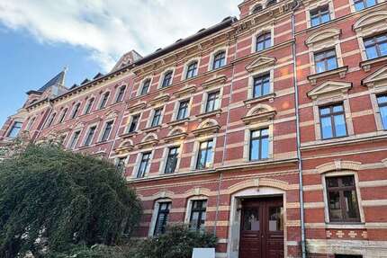 Wohnung zum Kaufen in Chemnitz 65.000,00 € 62.82 m²