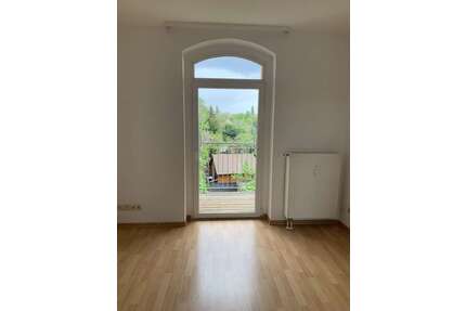 Wohnung zum Mieten in Halle 399,00 € 49 m²