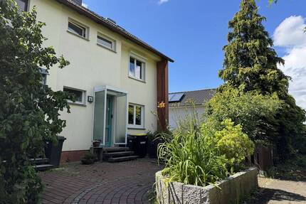 +++ großzügiges 6-Zimmer-Endreihenhaus mit Vollkeller, 2 Bädern und Garage +++ - Neu Wulmstorf