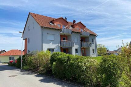 2-Zi.-Wohnung mit Terrasse & Carport - Hofheim in Unterfranken