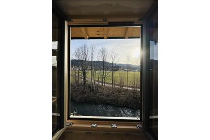 Neubau Maisonette-Wohnung mit tiefem Balkon - Hausham