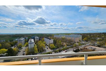 Große 5-ZKB mit Penthouse-Flair, 117,76 m², 19. OG, Fernblick - Mainz Lerchenberg