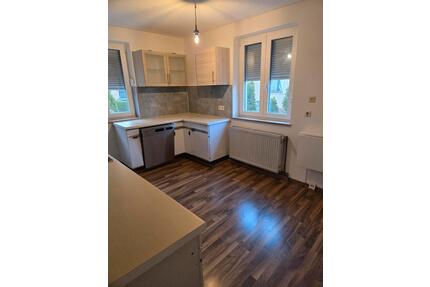 Wohnung vermieten - 1.100,00&nbsp;EUR Kaltmiete, ca.&nbsp; 70,00&nbsp;m&sup2; in Täferrot (PLZ: 73527)