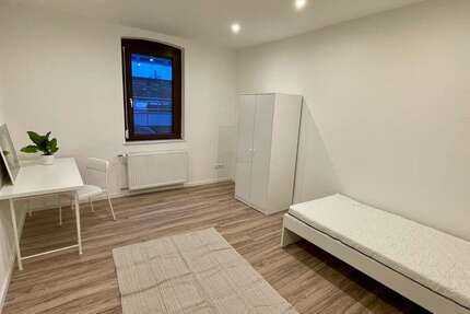 Wohnung zum Mieten in Stuttgart 480,00 € 16 m²