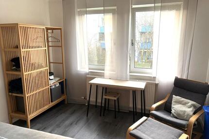 Helle 1-Zimmer-Wohnung mit Balkon & Stellplatz in KA-Oberreut - Malsch