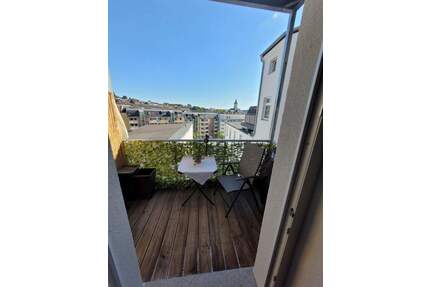 Seltenheit - hübsche 2,5 RW mit zwei Balkonen & Fahrstuhl - Gera Innenstadt