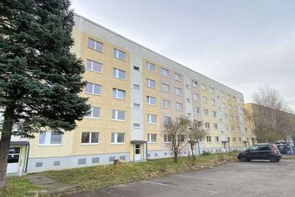 Wohnung zum Mieten in Altenburg 234,15 € 46.83 m²