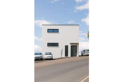 Energetisch optimierte Neubauwohnung, Gartengeschoss, Panoramaausblick, provisionsfrei - Spiesen-Elversberg / Elversberg