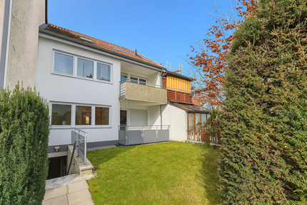 *Laufend renoviertes und top gepflegtes 3-Familienhaus in begehrter Wohngegend* - Wendlingen