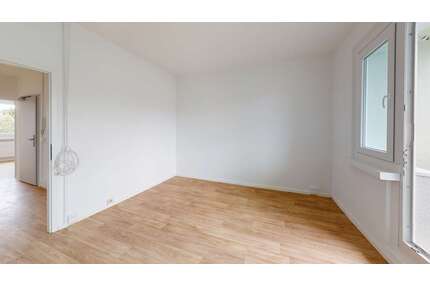 Wohnung zum Mieten in Halle 401,00 € 57.17 m²