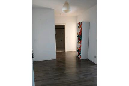 Attraktive 2-Raum-Wohnung mit Balkon und Keller - Berlin Mitte