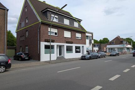 155m² Wohnung mit gr. Wohnzimmer und Dachterasse ab 01.05 - Rheine Altenrheine