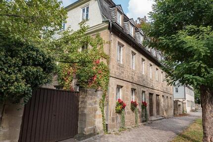 Historische Anwesen kernsaniert mit Ausbaupotenzial - Öhringen