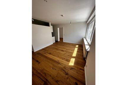 Helle, sehr gut gepflegte Wohnung in Augsburger Innenstadt