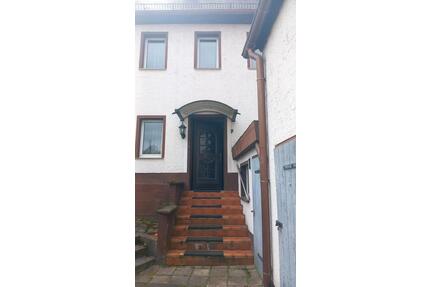 Einfamilienhaus in Bad Bibra - 50.000,00&nbsp;EUR Kaufpreis, ca.&nbsp; 90,00&nbsp;m&sup2; in Bad Bibra (PLZ: 06647)