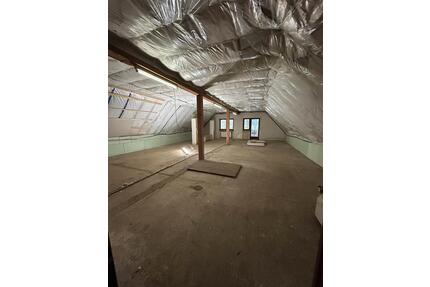 Raum Lager zu vermieten – ca. 140 m² Bodenfläche - Sankt Wendel