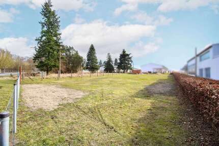 Grundstück zu verkaufen in Goldberg 42.000,00 € 1124 m²