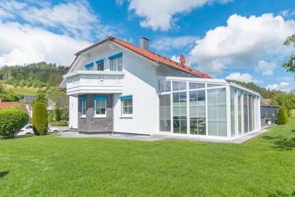 Attraktives Zweifamilienhaus zu Verkaufen - Oberrot