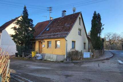 Haus zum Kaufen in Großerlach- Neufürstenhütte 150.000,00 € 127 m²