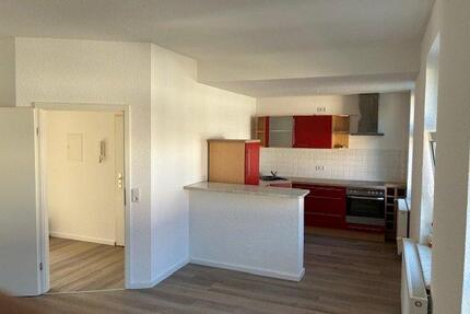 Attraktive Wohnung 51m² zwei Zimmer renoviert in Ziebigk mit EBK - Dessau-Roßlau