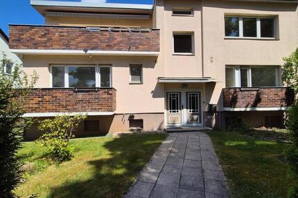 Mehrfamilienhaus Berlin-Lankwitz mit 4 WE frei