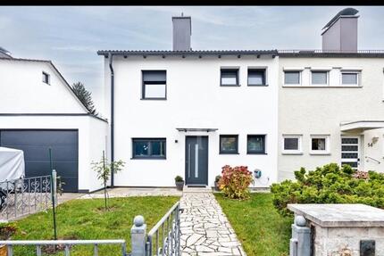 Komplett modernisiertes Doppelhaushälfte Marburg-Wherda