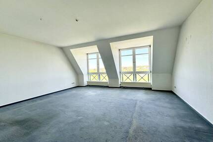 Leerstehend mit Potenzial! | 2- Zimmerwohnung mit Balkon in Elbnähe | Dresden Johannstadt