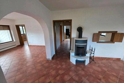 3 Zimmer Wohnung ca 83 q2 580 - 580,00&nbsp;EUR Kaltmiete, ca.&nbsp; 83,00&nbsp;m&sup2; in Malberg (PLZ: 57629)