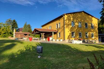 Haus zum Kaufen in Elstra Ossel 1.250.000,00 € 301.28 m² - Elstra / Ossel
