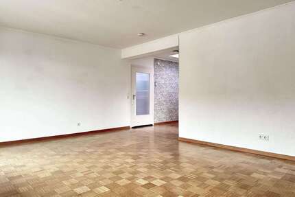 Wohnung zum Kaufen in Esslingen 190.000,00 € 86 m²
