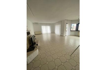 Großzügige 4-Zimmer-Einheit (ca. 180 m²) – Büro, Praxis, Wohnung - Mannheim Rheinau