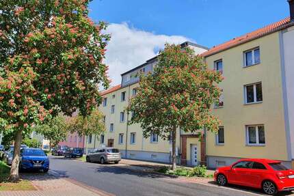 Wohnung zum Mieten in Dessau 550,00 € 67.82 m²