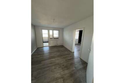 Wohnung zum Mieten in Hornstorf 486,12 € 81.02 m²