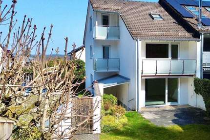 KL-Hohenecken-attrakt. Reihenendhaus in Waldrandlage mit gr. Garten, Terrasse, Garage u. Stellplatz - Kaiserslautern