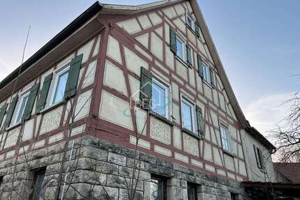 Haus zum Kaufen in Ilshofen Leofels 119.000,00 € 175.25 m² - Ilshofen / Leofels