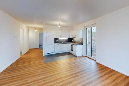 Großzügige 4-Zimmer-Wohnung mit viel Platz für die ganze Familie - Dresden Prohlis