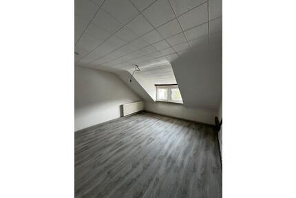 4 ZKB Wohnung zu vermieten - 570,00&nbsp;EUR Kaltmiete, ca.&nbsp; 79,00&nbsp;m&sup2; in Quierschied (PLZ: 66287)
