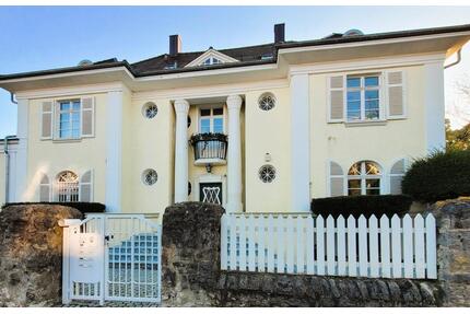 Exklusives Wohnen in neoklassizistischer Villa - möbliert - Pforzheim