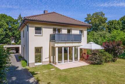 Haus zum Kaufen in Teltow 1.050.000,00 € 157 m²
