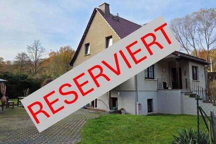 RESERVIERT !!! - 2 Grundstücke – 1 Preis - Liebevoll gepflegtes Einfamilienhaus und Baugrundstück in ruhiger Lage im Ortskern von Renthendorf