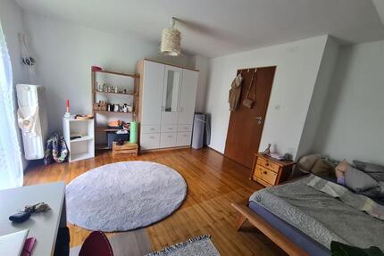 WG Zimmer in Refi-Haus Referendare Referendariat Referendar - Regensburg Gallingkofen