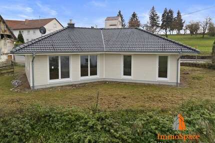 Haus zum Kaufen in Uttenweiler 329.900,00 € 101.84 m²