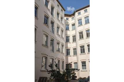Wohnung zum Mieten in Halle 1.050,00 € 116.6 m²